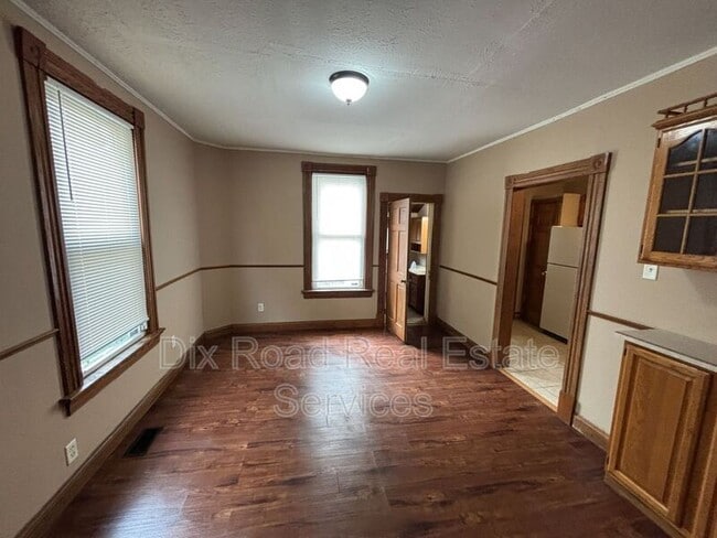 Building Photo - 155 Gordon Ave