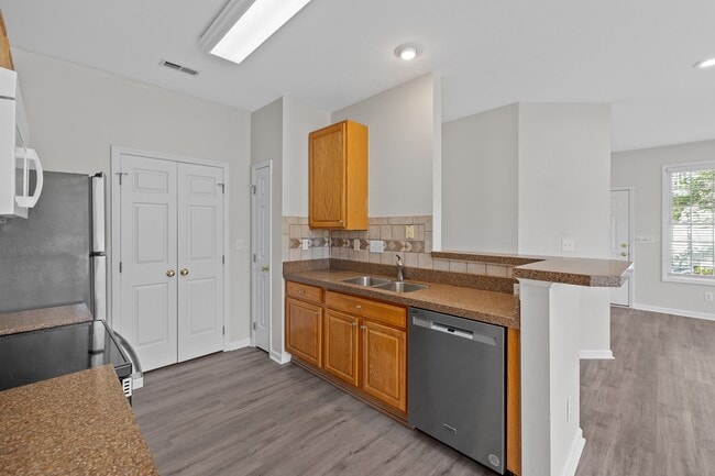 Building Photo - 1713 Kudrow Ln