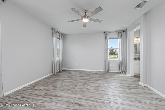 Building Photo - 7544 Loren Cove Dr