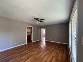 Building Photo - 4623 Perry St