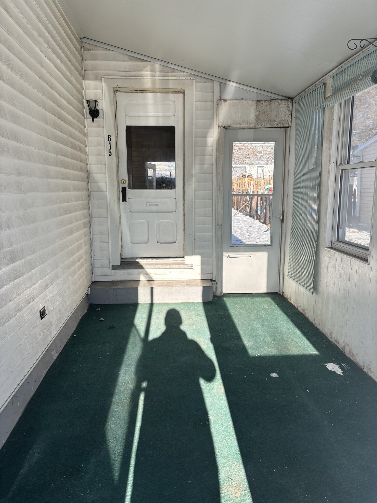 Building Photo - 615 Broad St