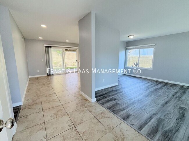 Building Photo - 11353 Agnes St