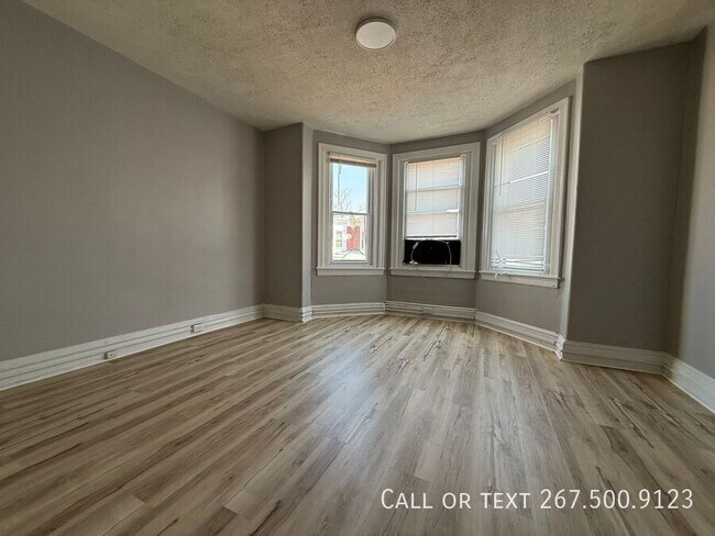 Building Photo - 1928 Haworth St