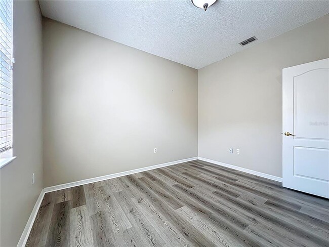 Building Photo - 610 Terranova Dr
