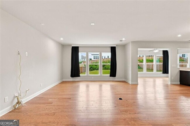 Building Photo - 406 Riverclub Rd