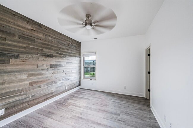 Building Photo - 535 Cumberland Pointe Ln