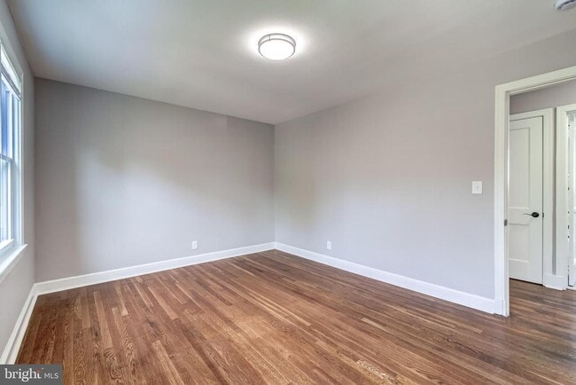 Building Photo - 1902 Good Hope Ct SE