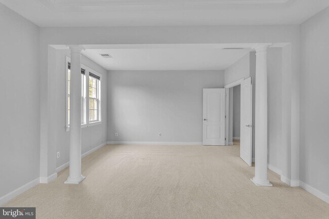 Building Photo - 22855 Oakgrove Rd