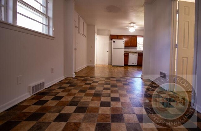 Building Photo - $300.00 off Deposit!!!  Charming 3+ Bedroo...