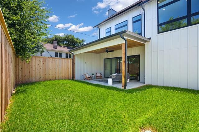 Building Photo - 5836 Kenwood Ave