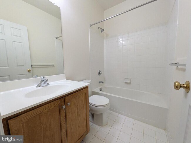 Building Photo - 25015 Riding Center Dr