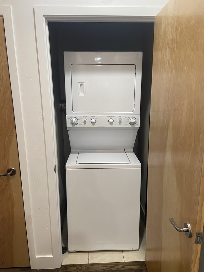 Full-size stacked washer/dryer on third level - 3211 Shoshone St