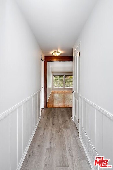 Building Photo - 6629 Sunnyslope Ave