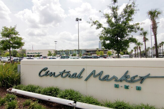 Building Photo - 3922 W Alabama St