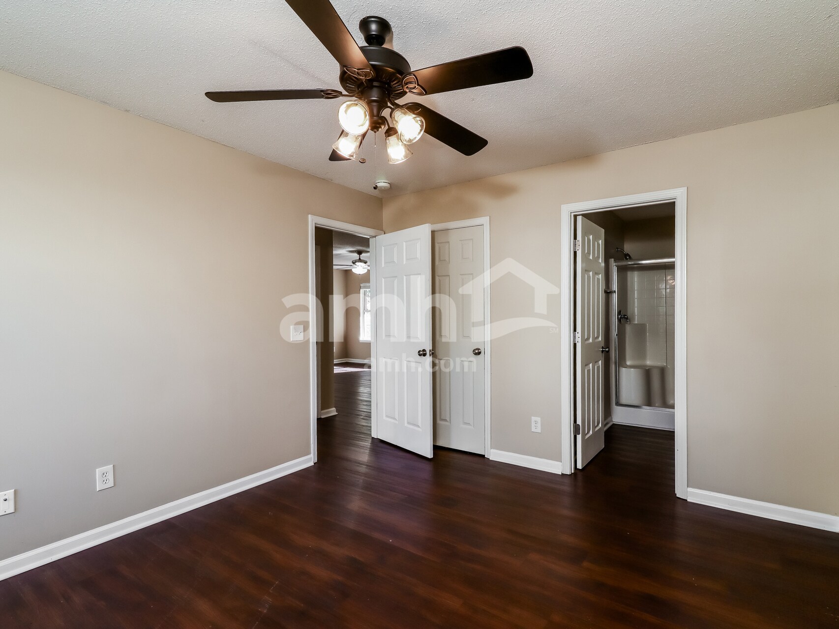 Building Photo - 194 Stoney Xing