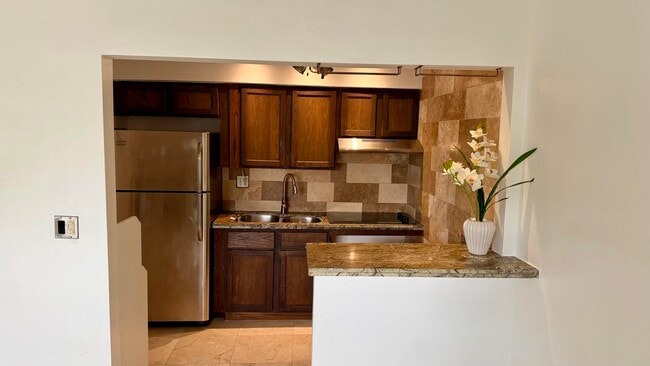 Building Photo - 2646 Polk St