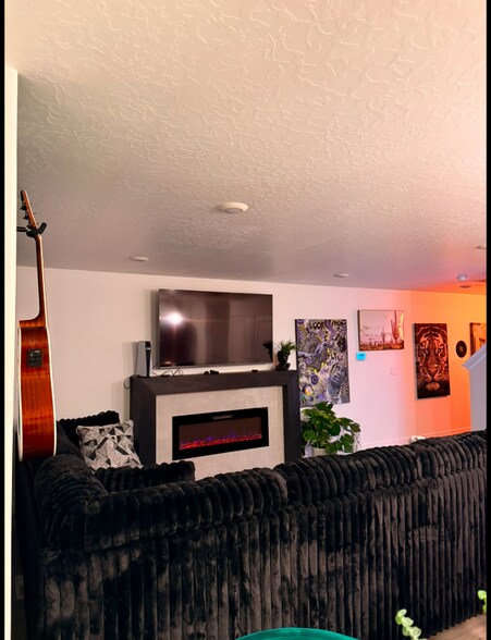 Building Photo - 278 Starboard Dr