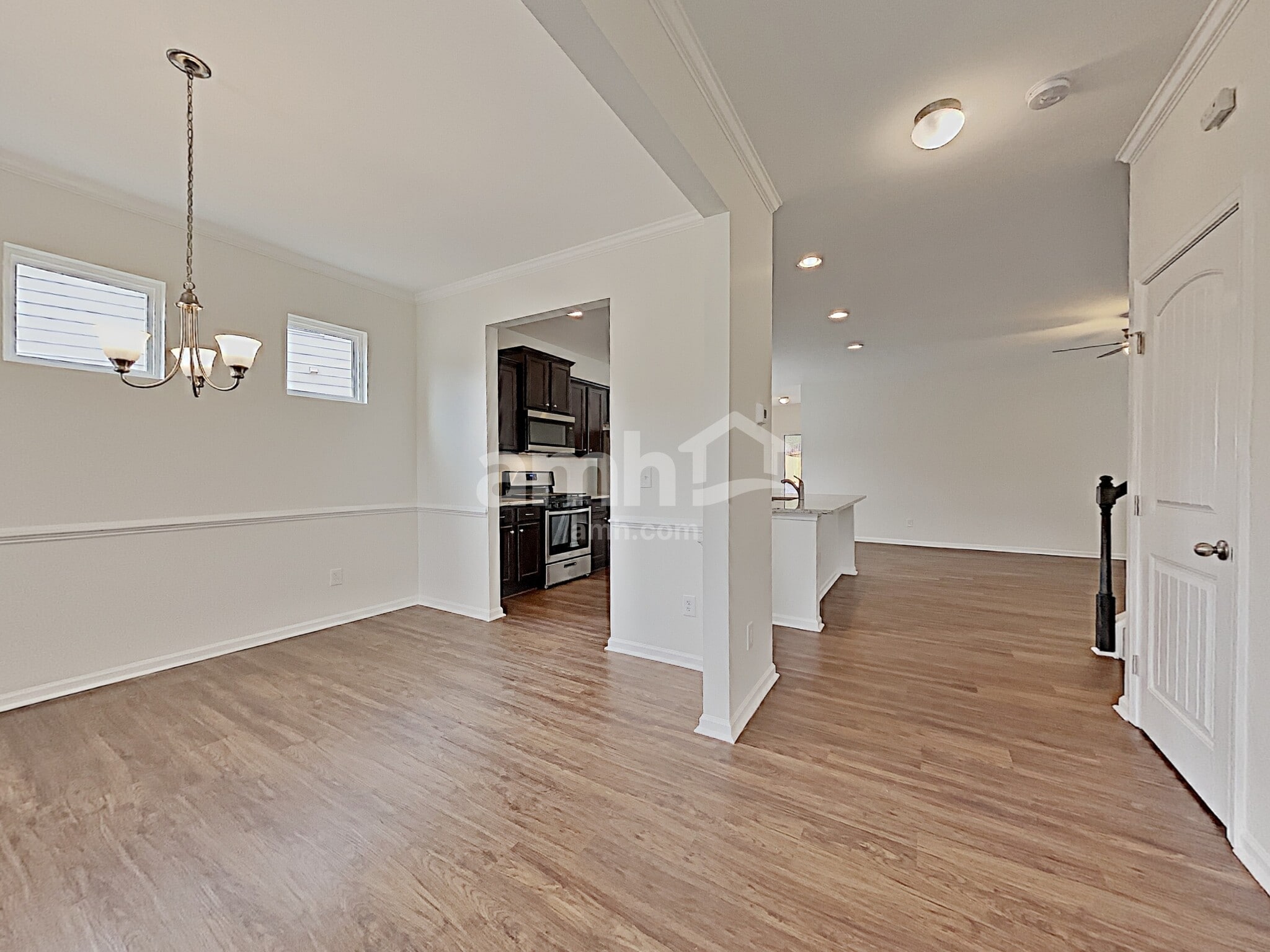 Building Photo - 323 Stoney Hollow Rd