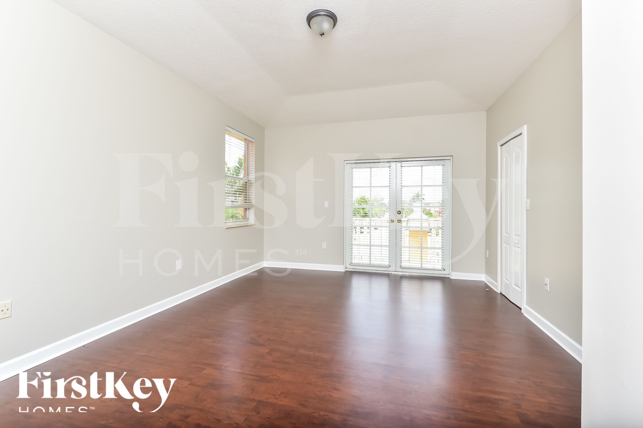 Building Photo - 15320 SW 141st Ct