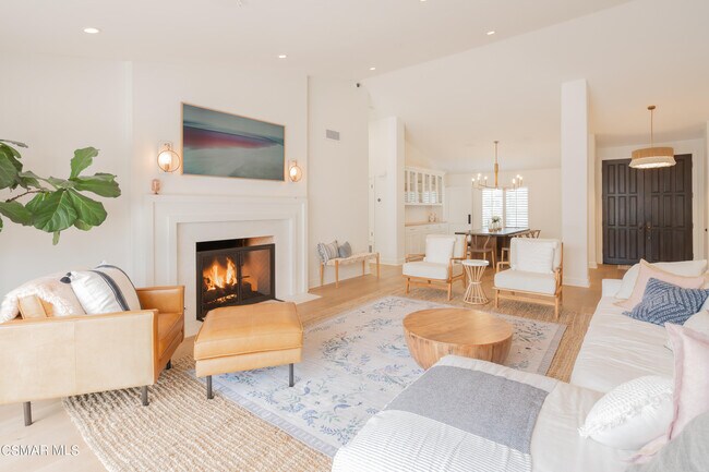 Building Photo - 2653 Via Zurita Ct