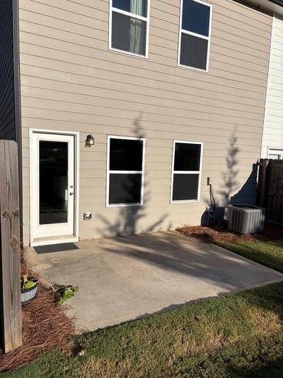 Building Photo - 5125 Fox Den Rd