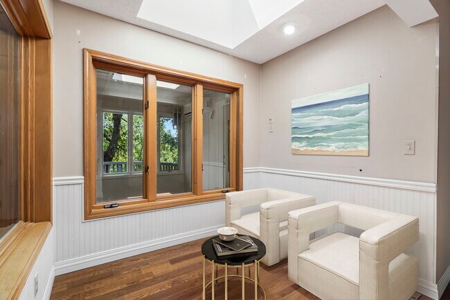 Building Photo - 30 Kensington Dr