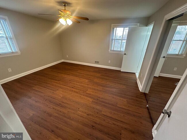 Building Photo - 3912 21st Ave