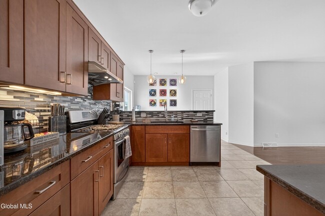 Building Photo - 8 Coronado Way