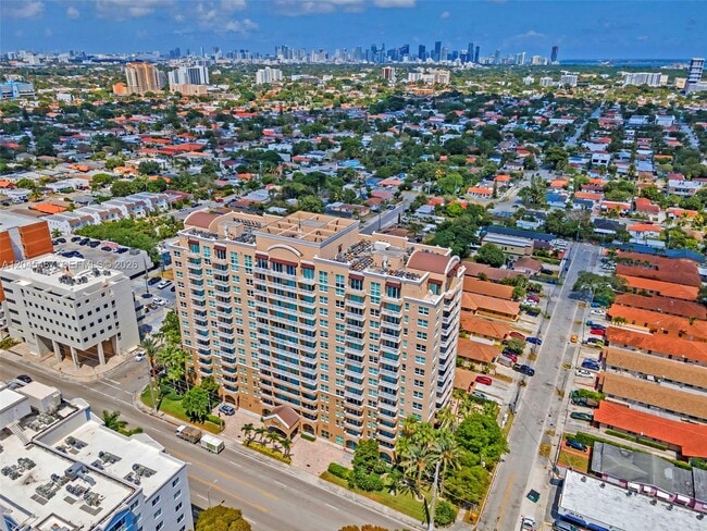 Building Photo - 2665 SW 37th Ave