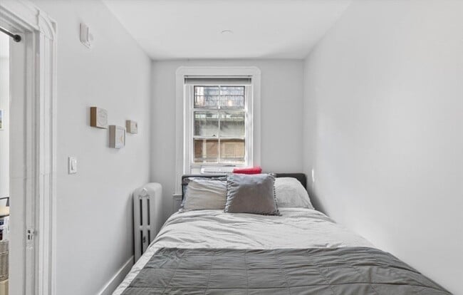 Building Photo - 73 Revere St