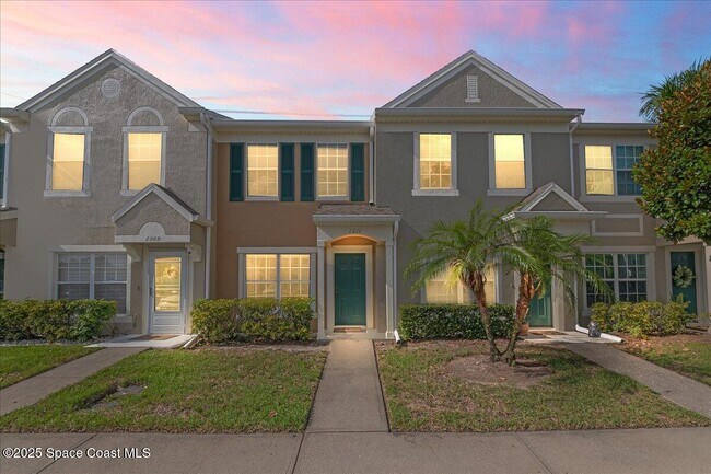 Primary Photo - 1311 Hampton Park Ln