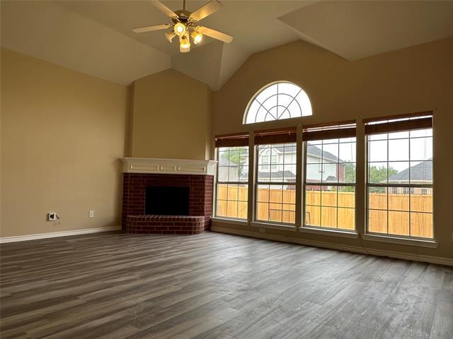 Building Photo - 2513 Plentywood Dr
