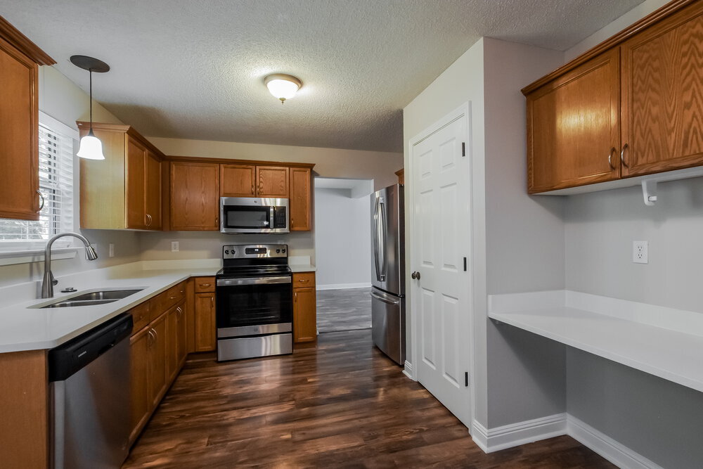 Building Photo - 3405 Mayhurst Dr