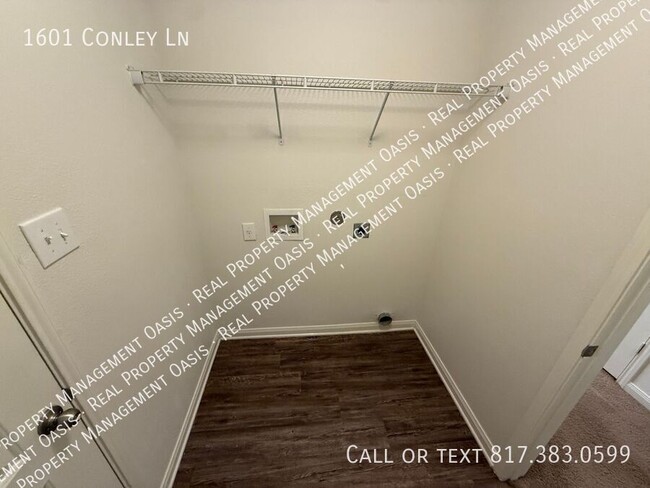Building Photo - 1601 Conley Ln
