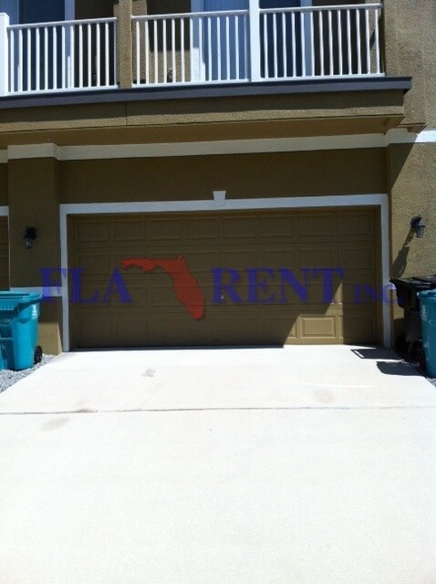 Building Photo - **Beautiful 3/2.5 Townhome in Lake Nona**