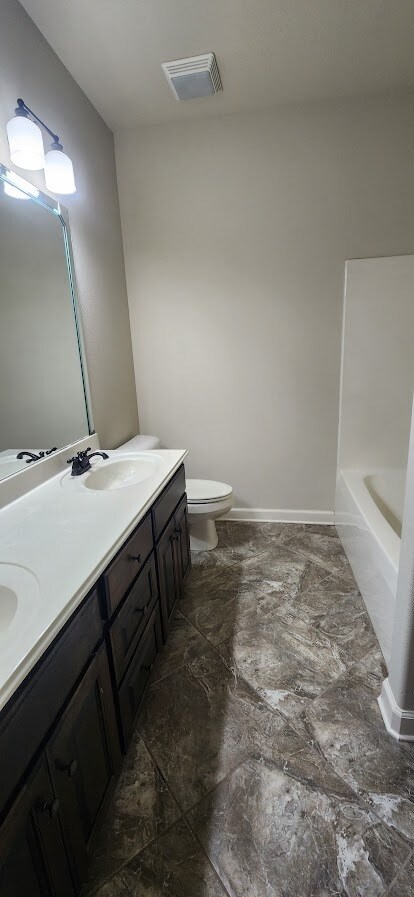 Building Photo - 3120 Plateau Dr