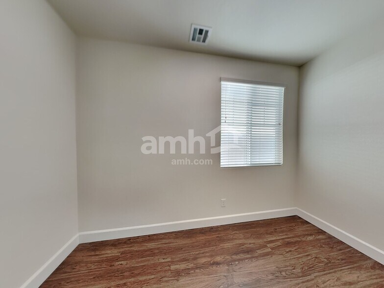 Building Photo - 1714 Viaggio Ave