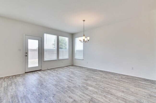 Building Photo - 308 Lemon Light Ln