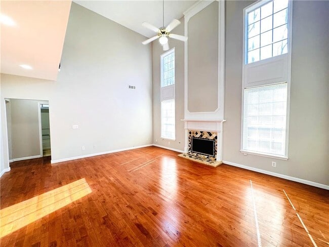 Building Photo - 152 Parkstone Way