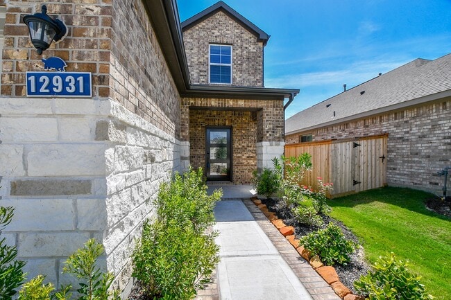 Building Photo - 12931 California Palm Ct