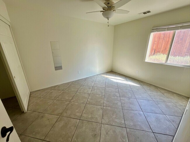 Building Photo - Wow must see 4 bedroom Plus 2 bath Home in...