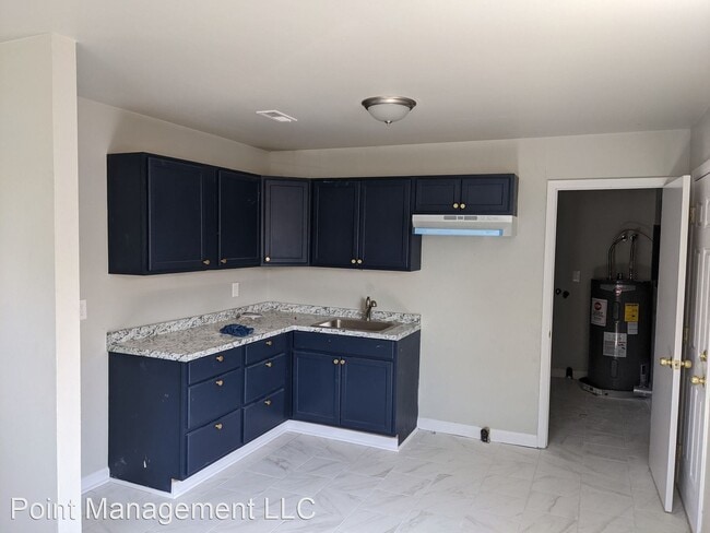 Building Photo - 3 br, 1 bath House - 4329 Moomaw Ave NW