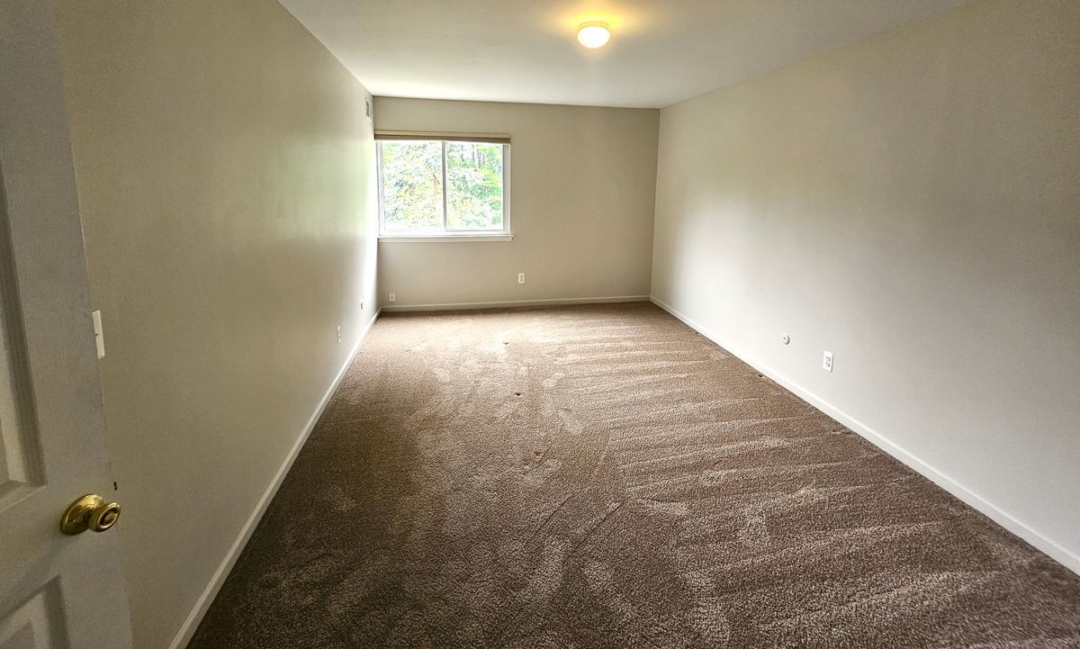 Building Photo - 38255 Fairway Ct