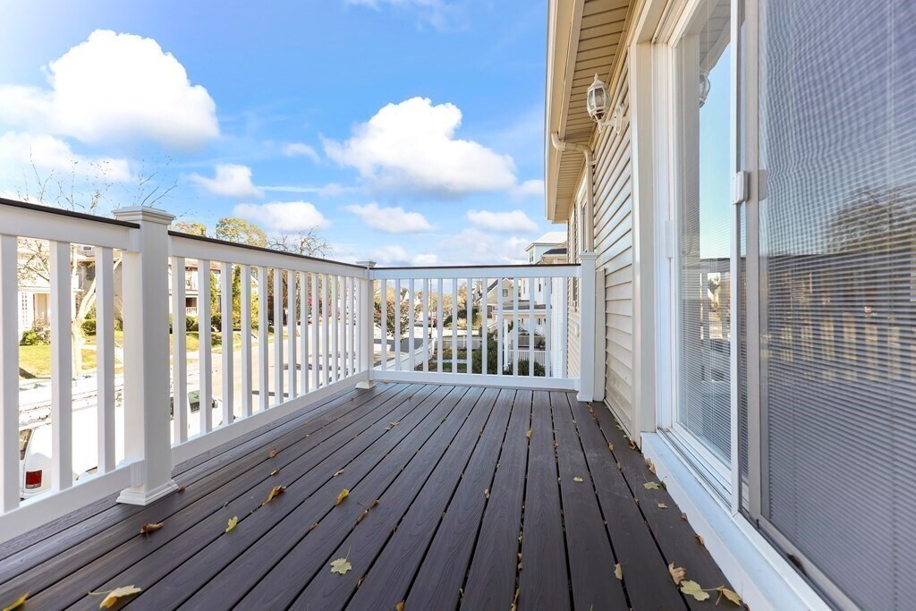 Building Photo - 1004 South St