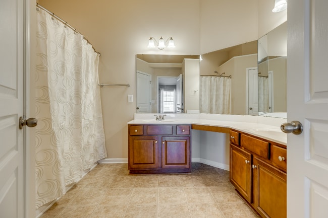 Building Photo - 13606 Calloway Glen Dr