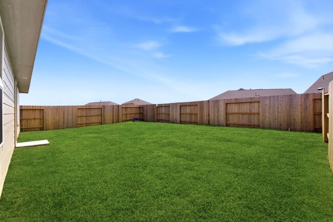 Building Photo - 6419 Begonia Trellis Dr