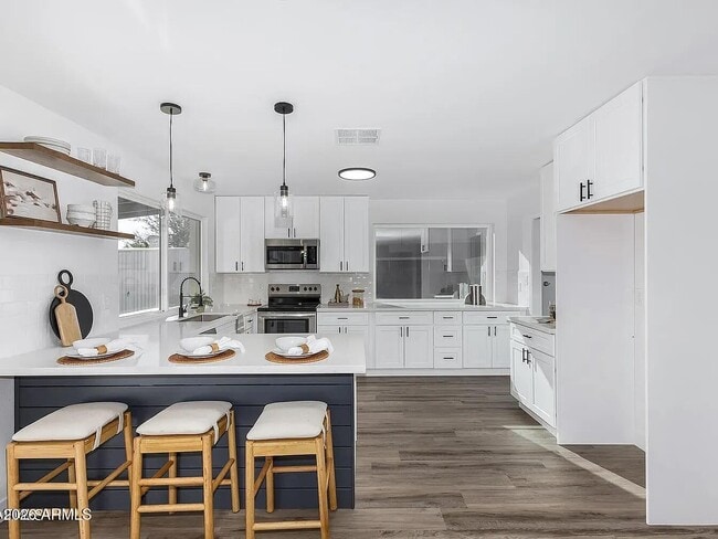 Building Photo - 2529 E Commonwealth Cir