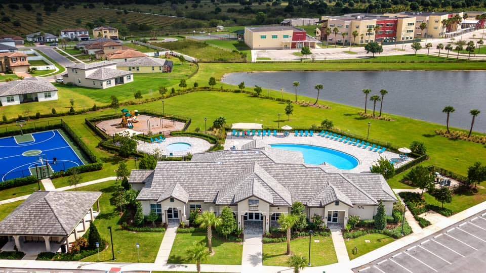 Building Photo - 7879 NW Greenbank Cir