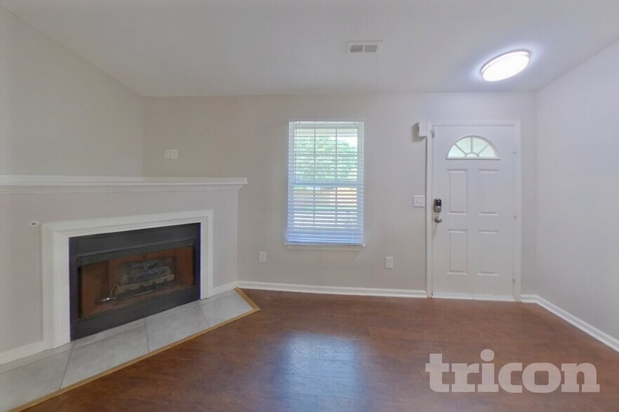 Building Photo - 204 Yukon Dr