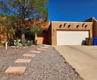 Building Photo - 2082 Pinecone Way